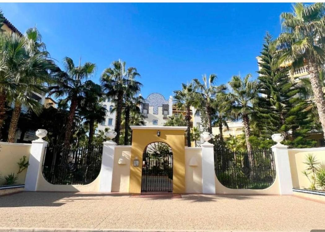 Apartamento Aldea Del Mar Torrevieja Extérieur photo